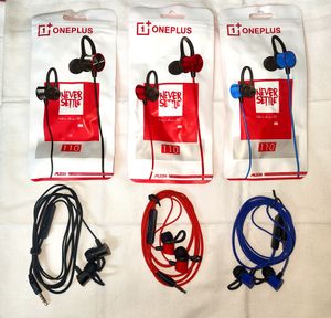 One Plus Never Settle Earphone (2 Pc)