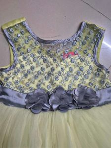 Elegant Yellow &amp; Silver Party Dress