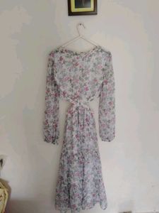 Floral Cut-Out Long Sleeve Dress