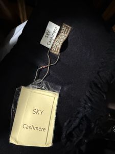 Sky Cashmere Classic Black Shawl