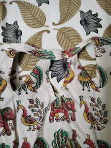 Women's Printed Sleeveless Kurta