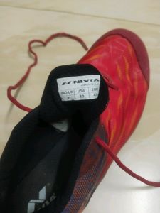 Nivea Running Shoes/Spikes Size 9