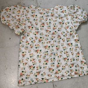 Floral Puff Sleeve Top
