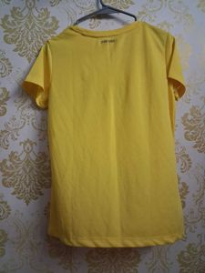 🏋‍♀️ Performax  Yellow "Runner" Graphic tee