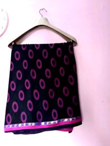 Black Saree with Paisley &amp; Circular Motifs✨