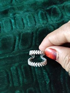 Sparkling Silver Tone Ring