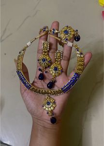 Unused copper Stunning Gold &amp; Blue Jewellery Set
