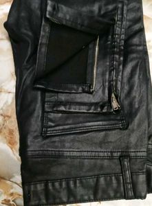 Korean Black Coated Skinny Fit Jeans ♡♡
