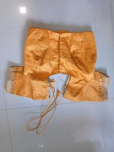 Elegant Yellow Saree with Silver Motifs