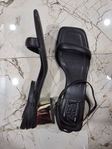 100% original Zara Black Heeled Sandals