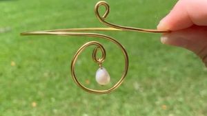 Elegant Gold Arm Cuff with Pearl