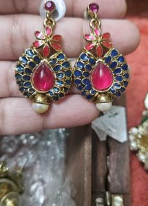 Beautiful Handcrafted Kundan Jhumka Earrings