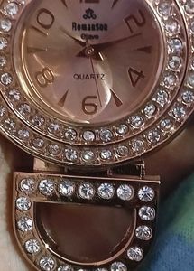 Women’s Elegant Silver Bracelet Watch ⌚✨