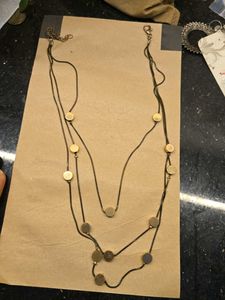 Elegant Layered Pendant Necklace