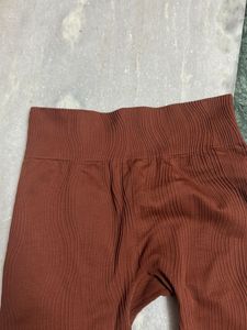 H&amp;M High Waist Ribbed Gym Leggings
