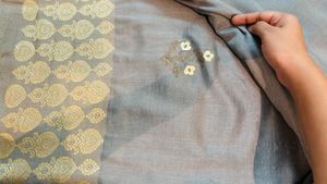 Elegant Grey Saree with Gold Border blouse