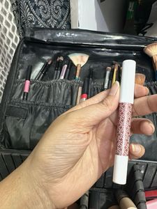 Kay Beauty Metallic Eyeshadow