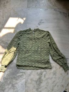 Green Long Sleeve Top
