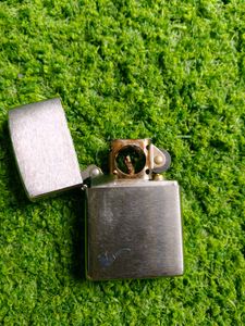 Silver-Tone Pipe Logo Lighter