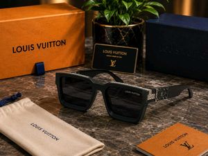 Louis Vuitton Sunglasses - Black Square Frame