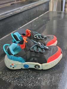 Skechers Sport Shoes