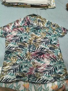 Tropical Print Short Sleeve Shirt