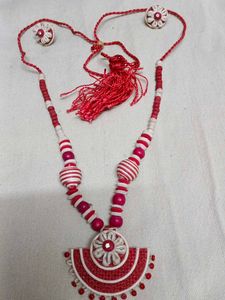 Handmade Red &amp; White Beaded Necklace Set