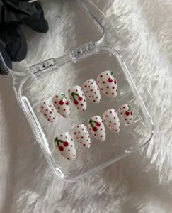 Red cherry nails 🍒