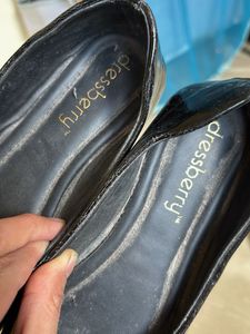 Shiny Black Ballerina Flats