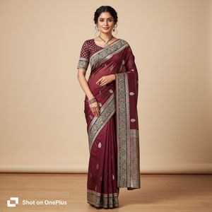 Heavy Zaria work, elegant maroon saree