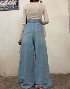 Light Wash Wide Leg Denim Jeans