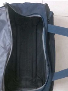 American Tourister Duffel Bag With Wheels