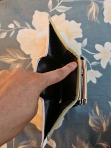 Chic Two-Tone Coin Purse