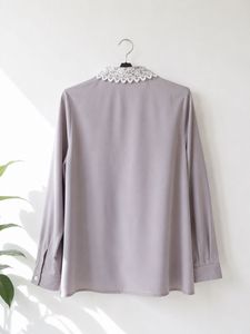 Chic Lace Collar Button-Up Blouse