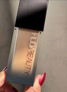 Huda Beauty Foundation