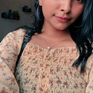 Square neck top