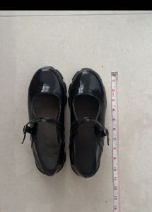 Chic Black Patent Mary Janes