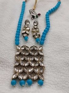 Stunning Blue Beaded Necklace &amp; Earring Set
