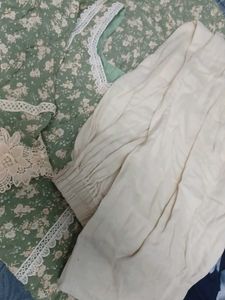 Green Floral Kurta with Lace Detail