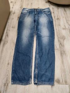 Ma6130 Classic Polo jeans waist 34 inches