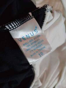 Venus Colorblock One-Piece Swimsuit
