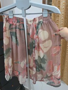 Flowy Floral Mini Skirt
