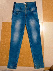 Drop🌷 High-Rise Blue Skinny Jeans