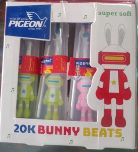 Pigeon 20K Bunny Beats Toothbrushes pack of 12