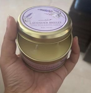 Aromahpur Lavender Breeze Candle