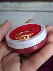 Elegant Gold Ring with Stones