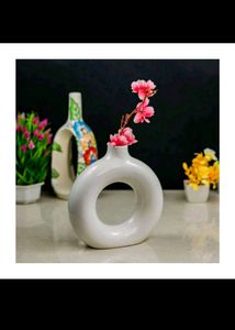 White Donut Vase | Modern Ceramic Ring