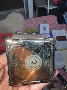 Eclaire Lattafa Perfume Bottle