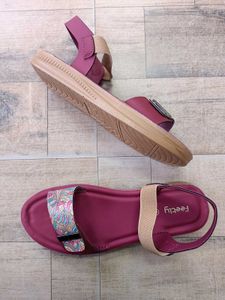 Comfortable Women's Flat Sandals