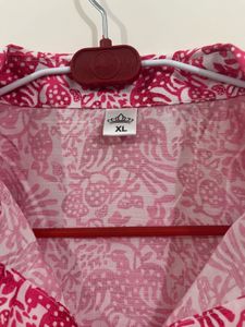 Red &amp; White Printed Button-Up Top